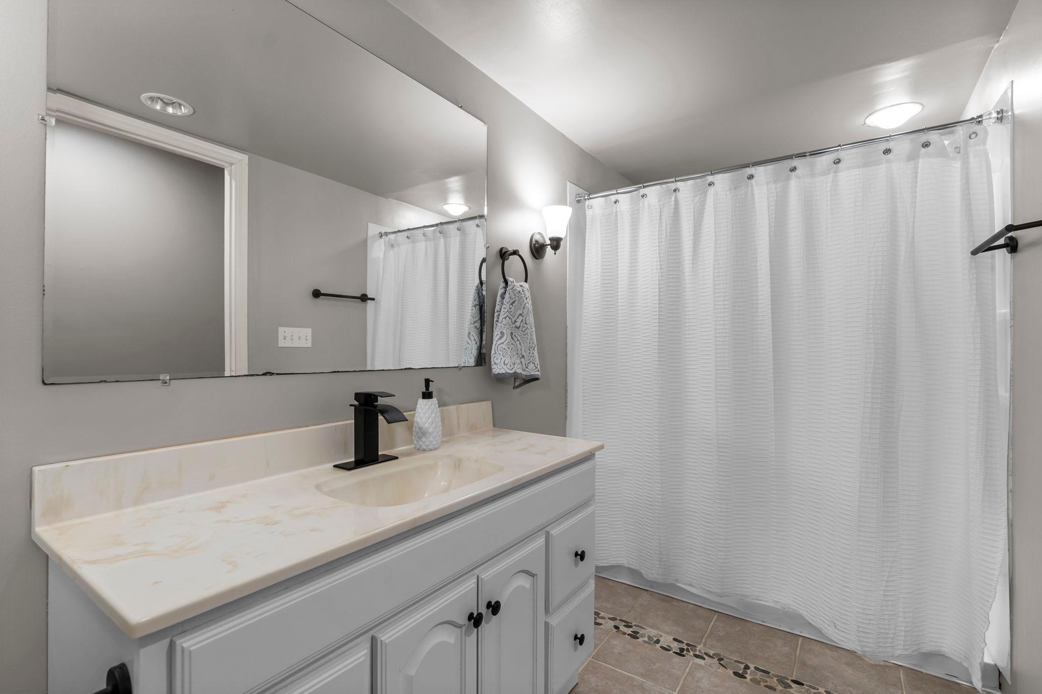 291 Appleblossom Lane E