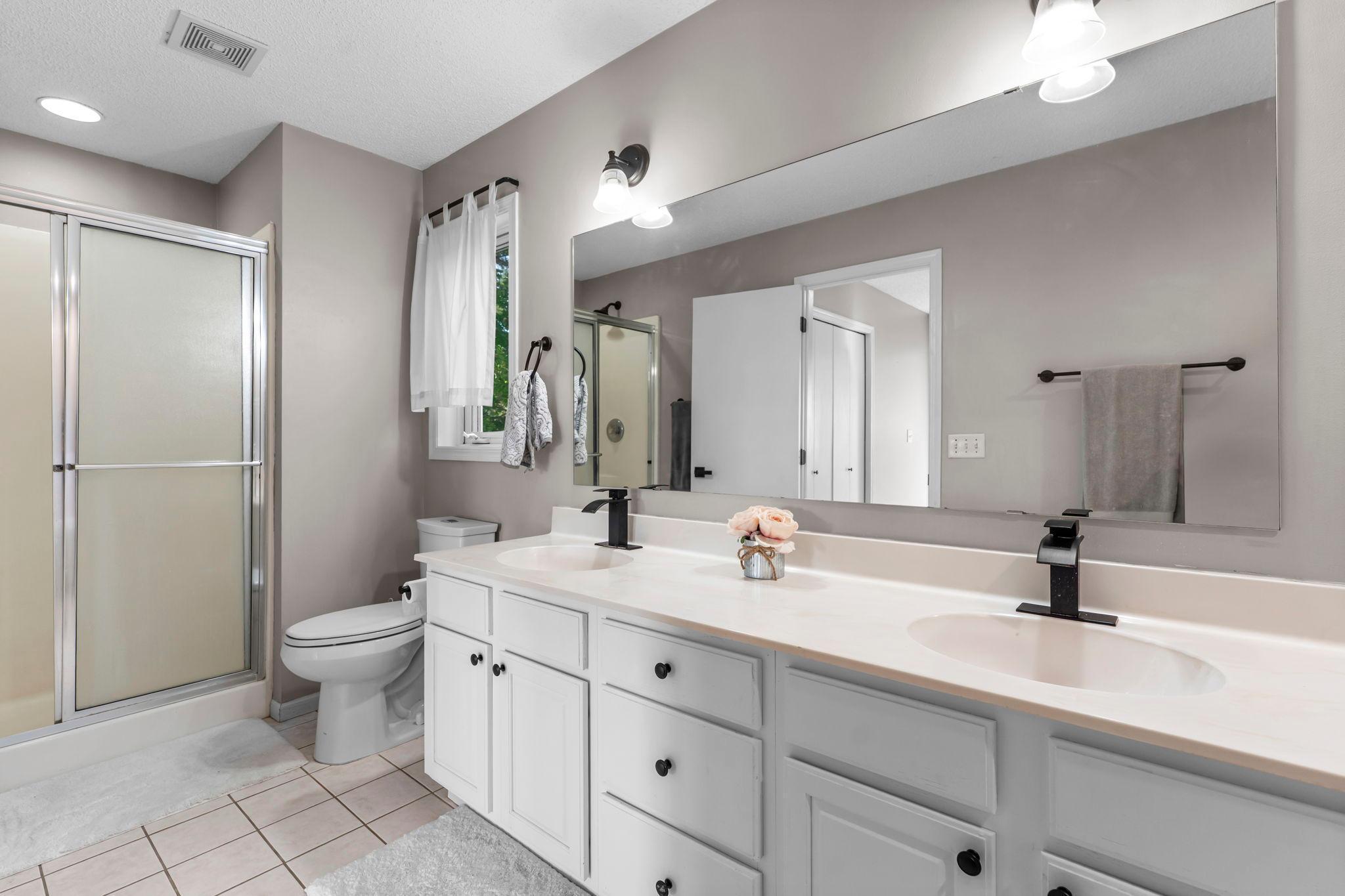 291 Appleblossom Lane E