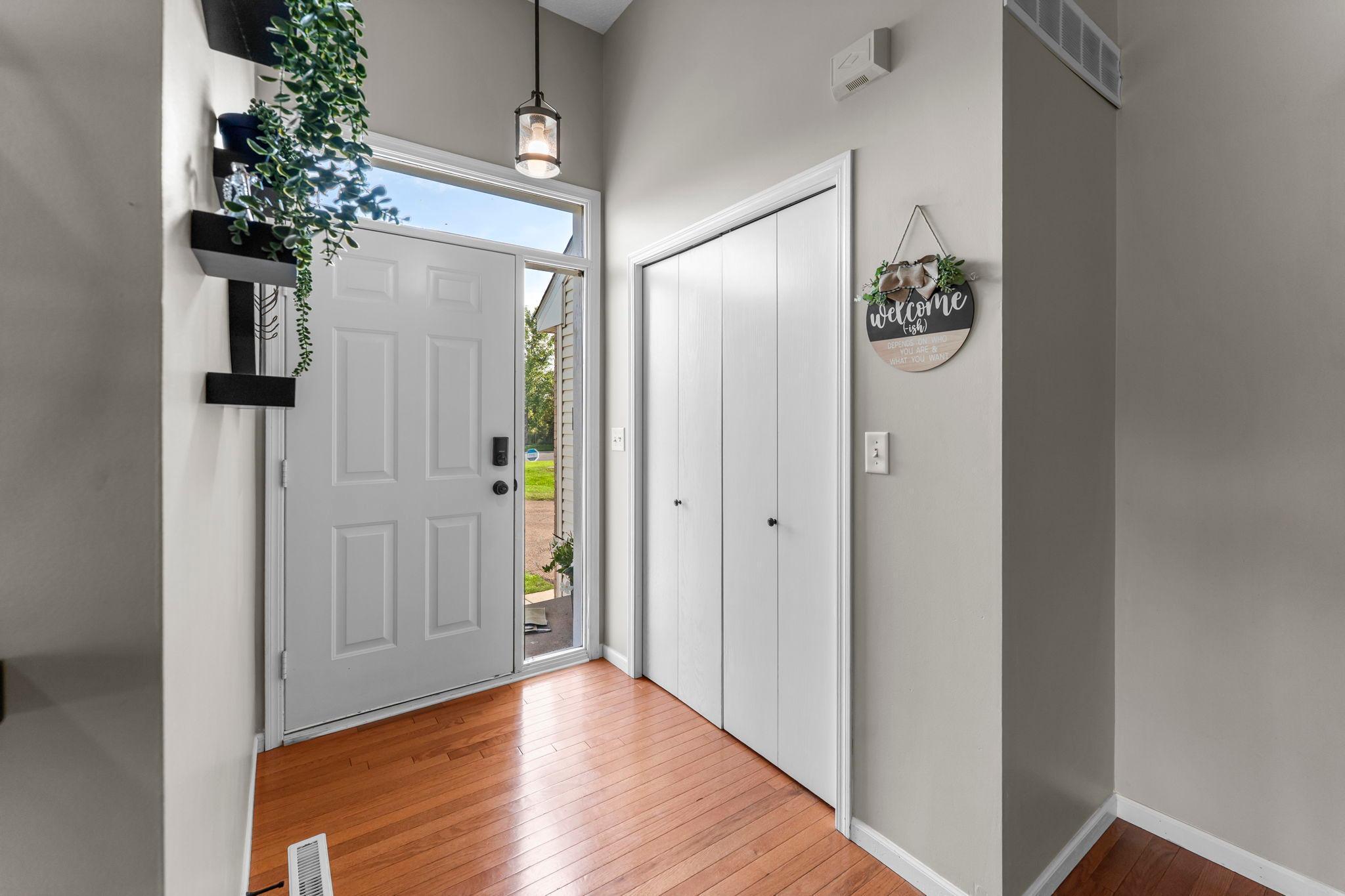 291 Appleblossom Lane E