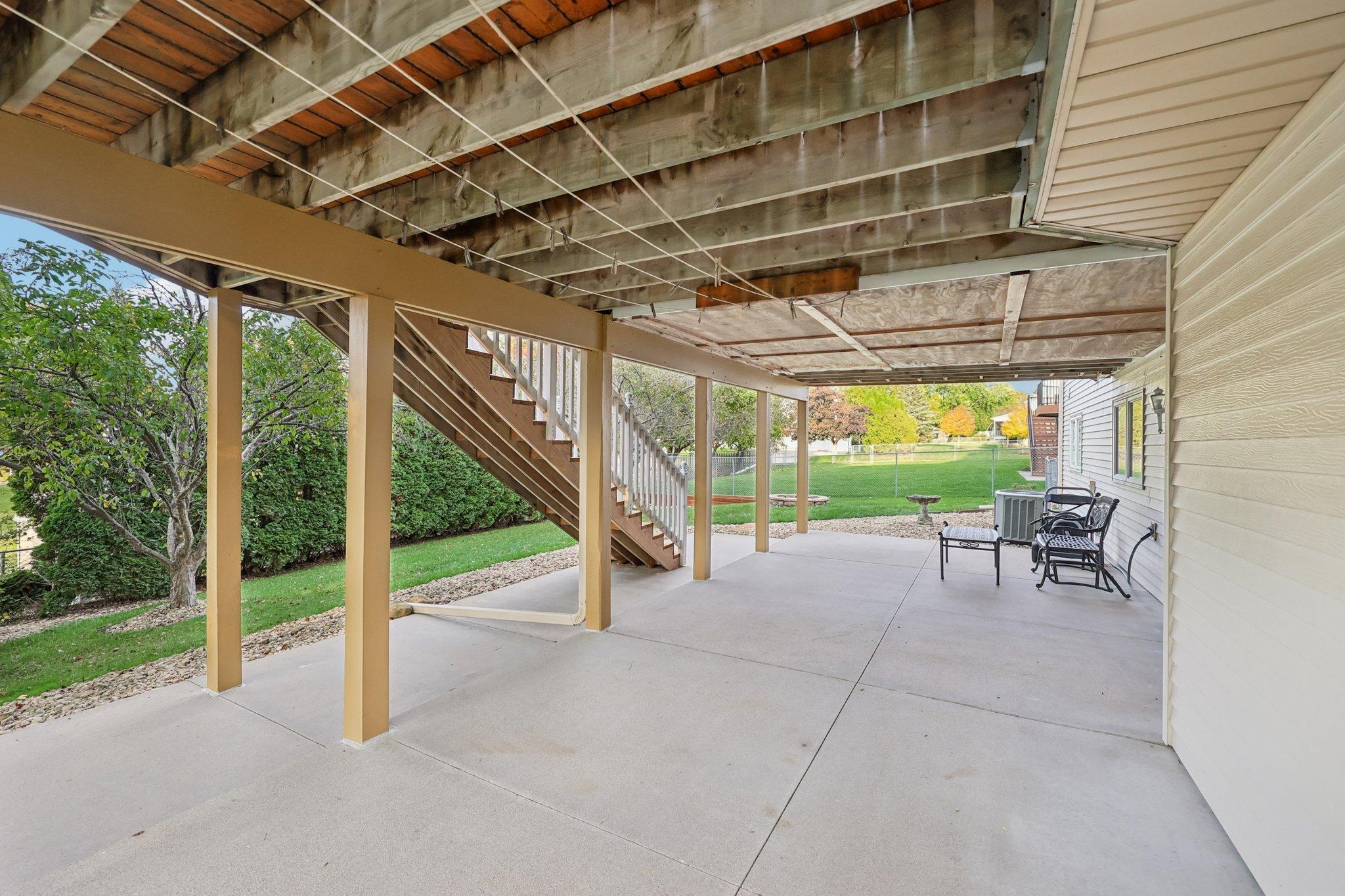 14053 Dartmouth Path
