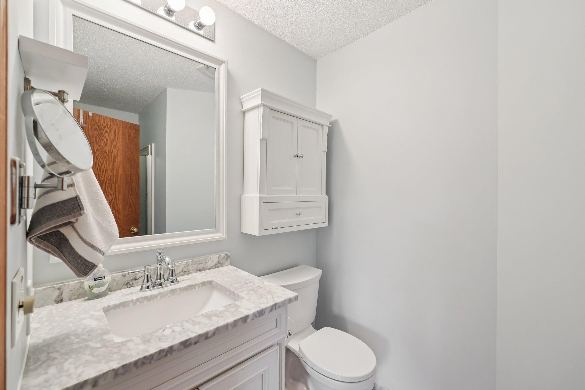 14053 Dartmouth Path