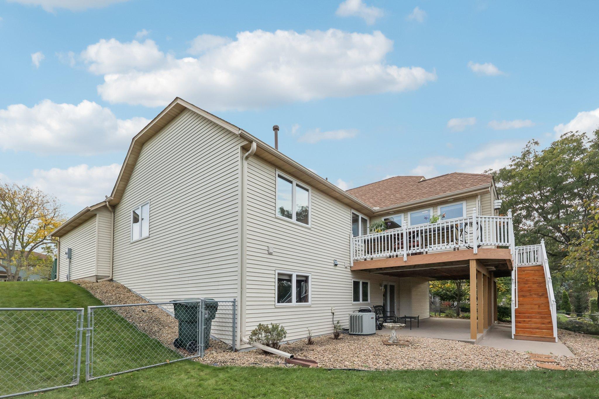 14053 Dartmouth Path