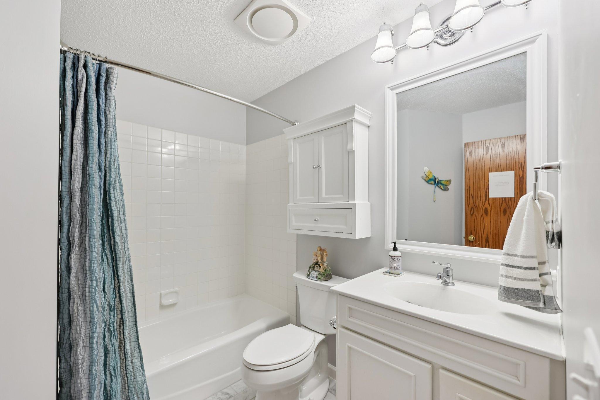 14053 Dartmouth Path