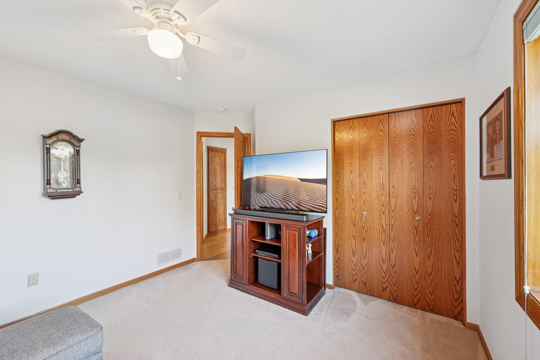 14053 Dartmouth Path