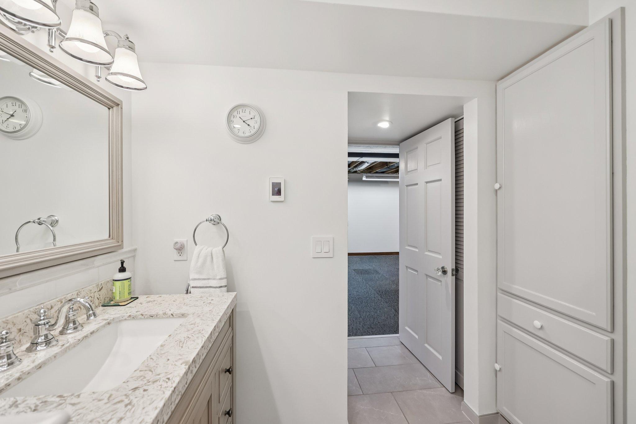 14053 Dartmouth Path