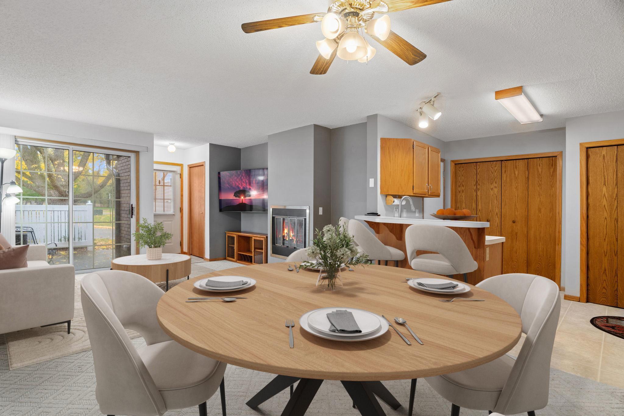 10045 Russell Avenue N Unit: 11