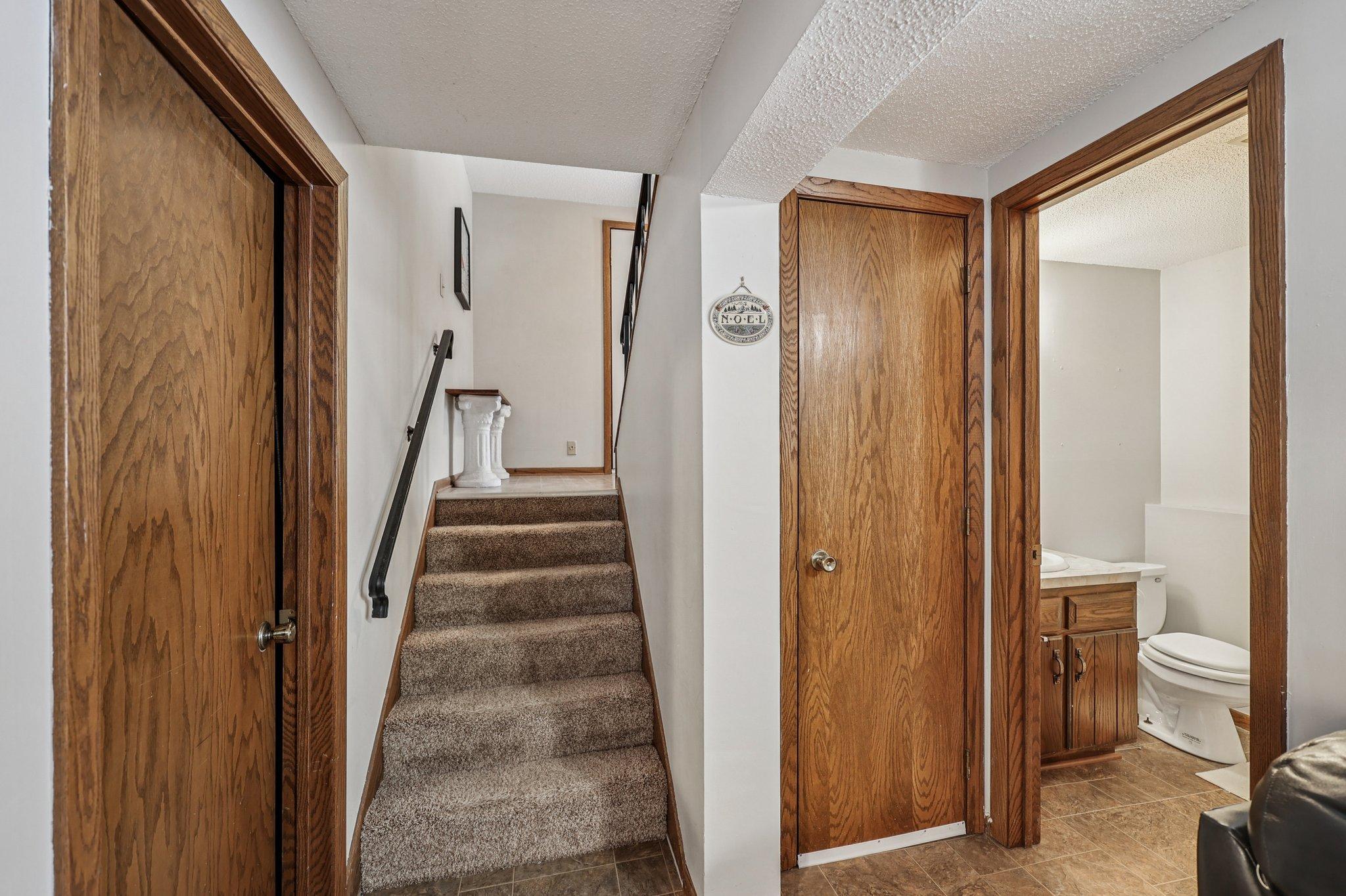 3806 Brookdale Circle N