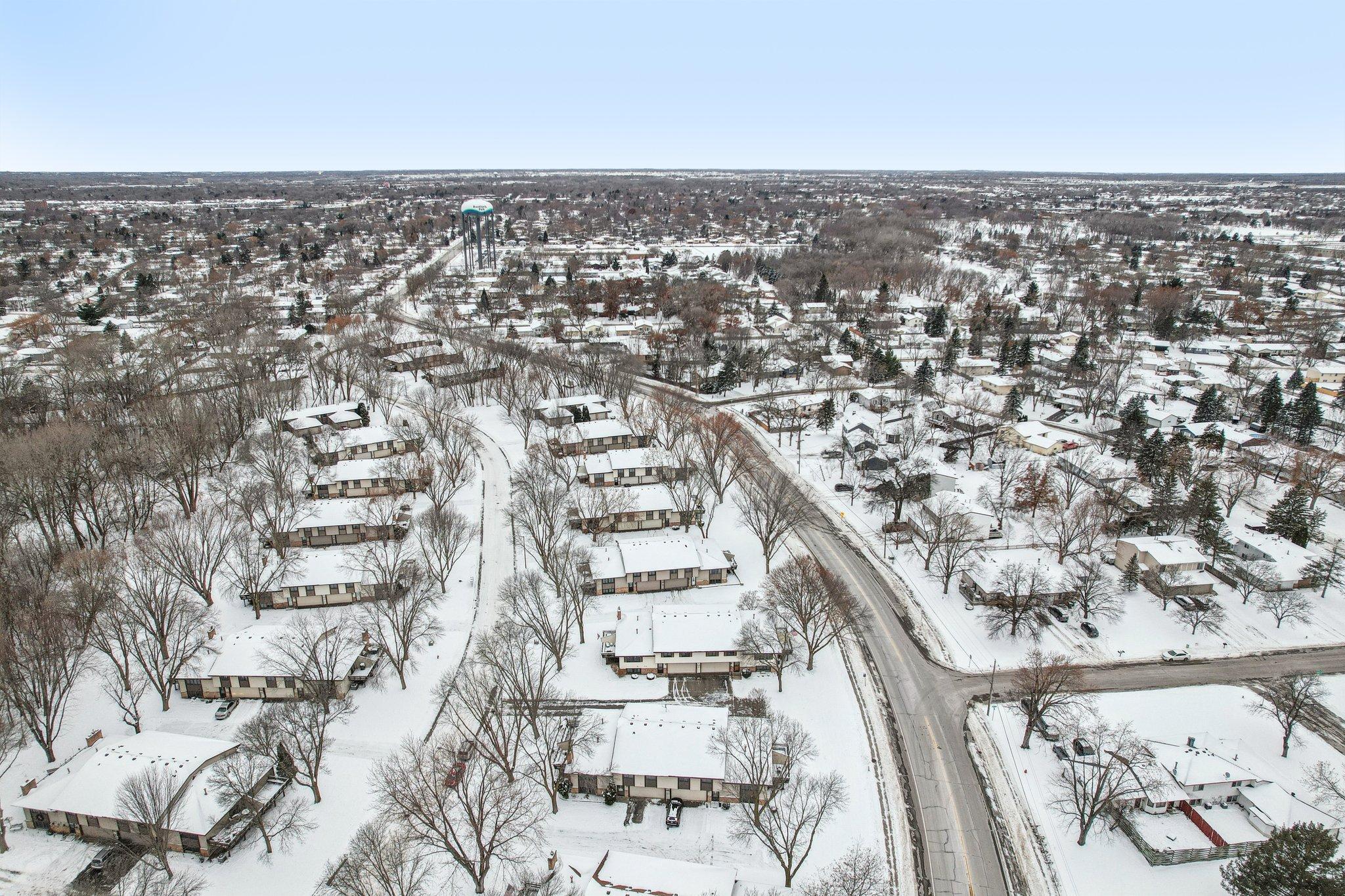 3806 Brookdale Circle N