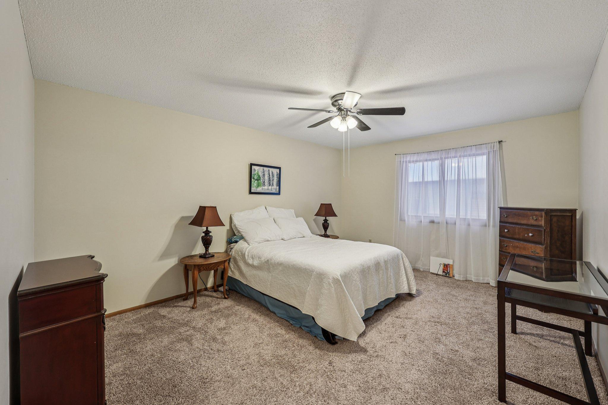 3806 Brookdale Circle N