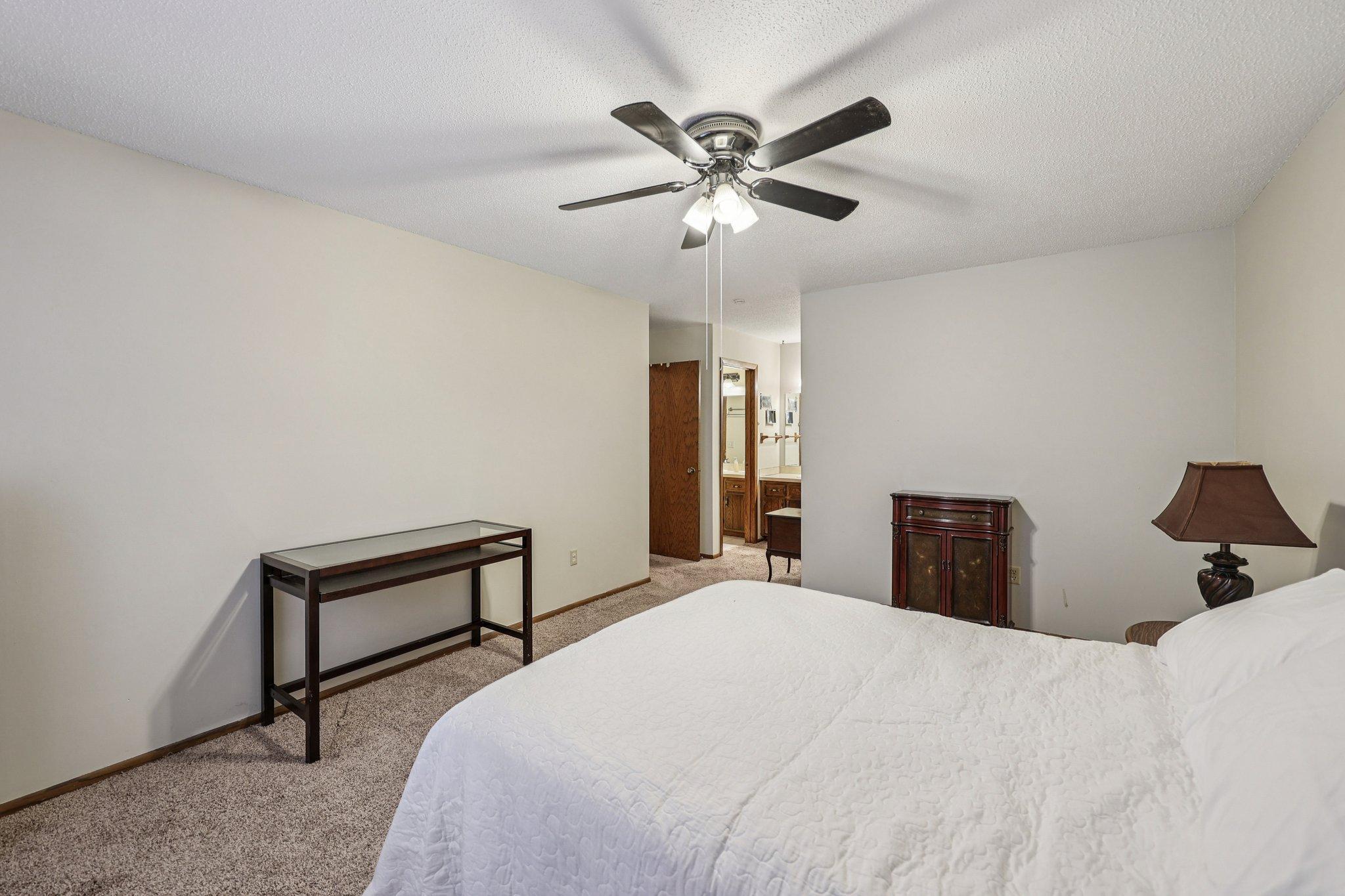 3806 Brookdale Circle N