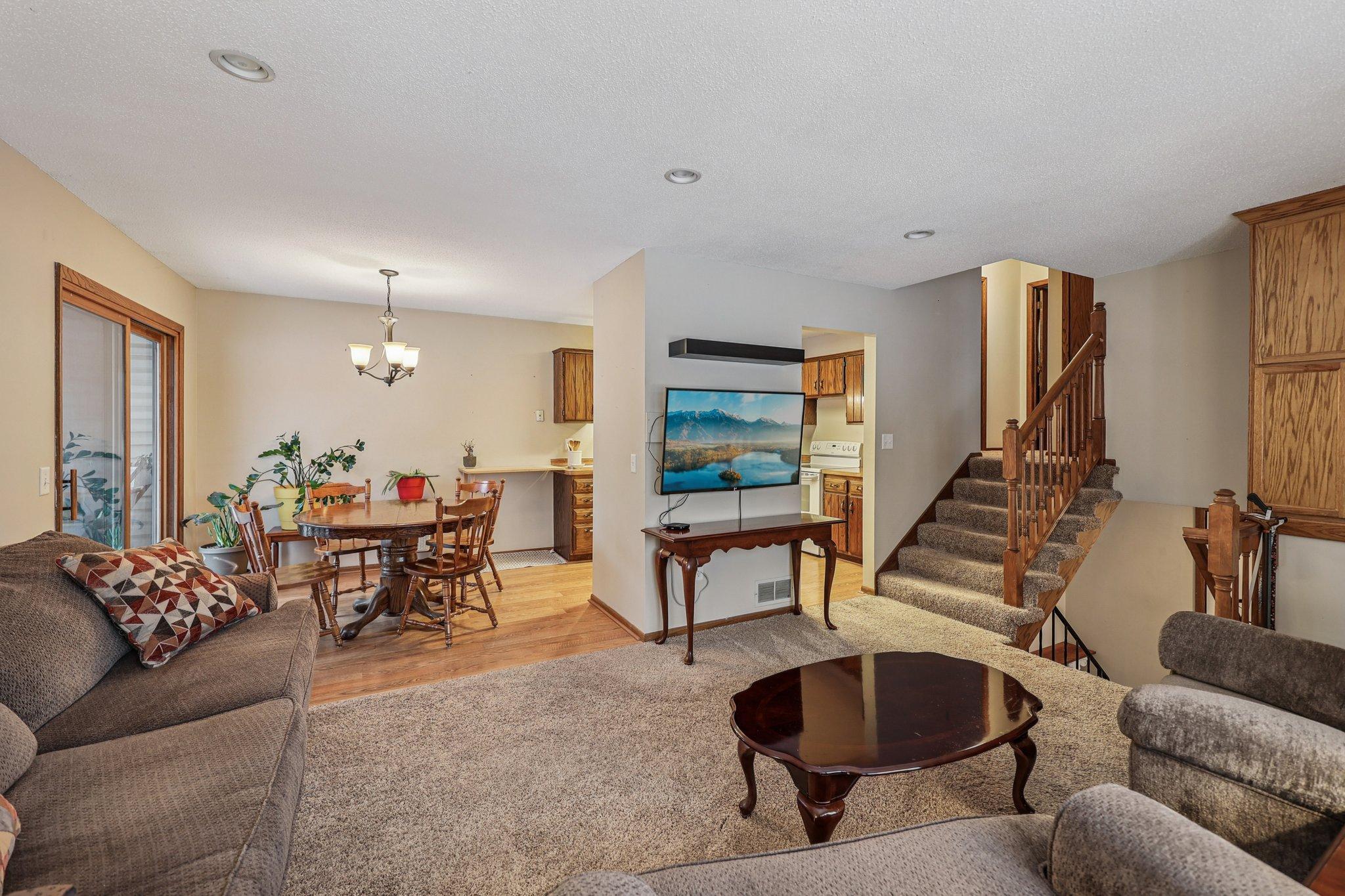 3806 Brookdale Circle N