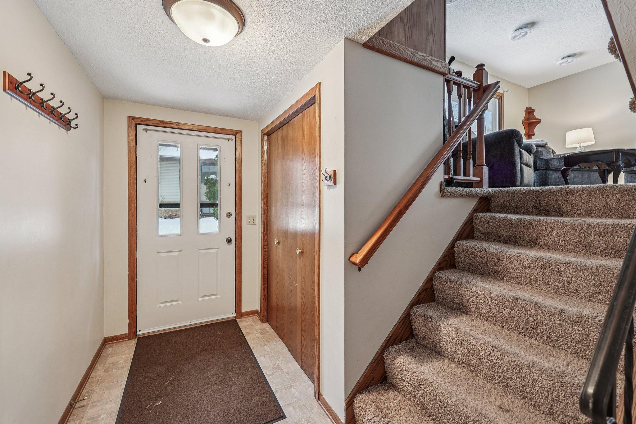 3806 Brookdale Circle N