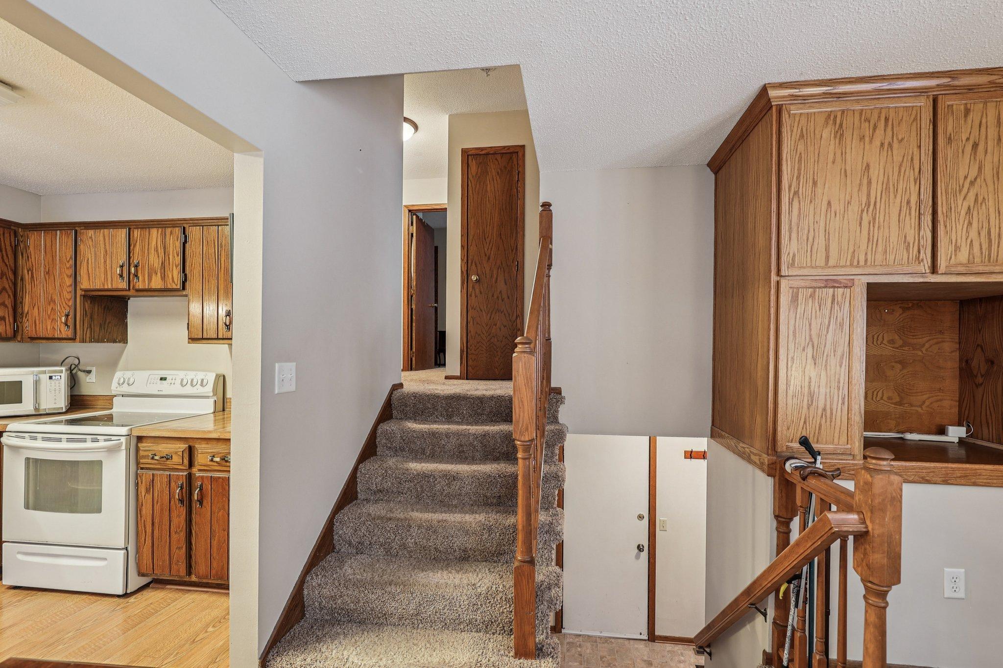 3806 Brookdale Circle N