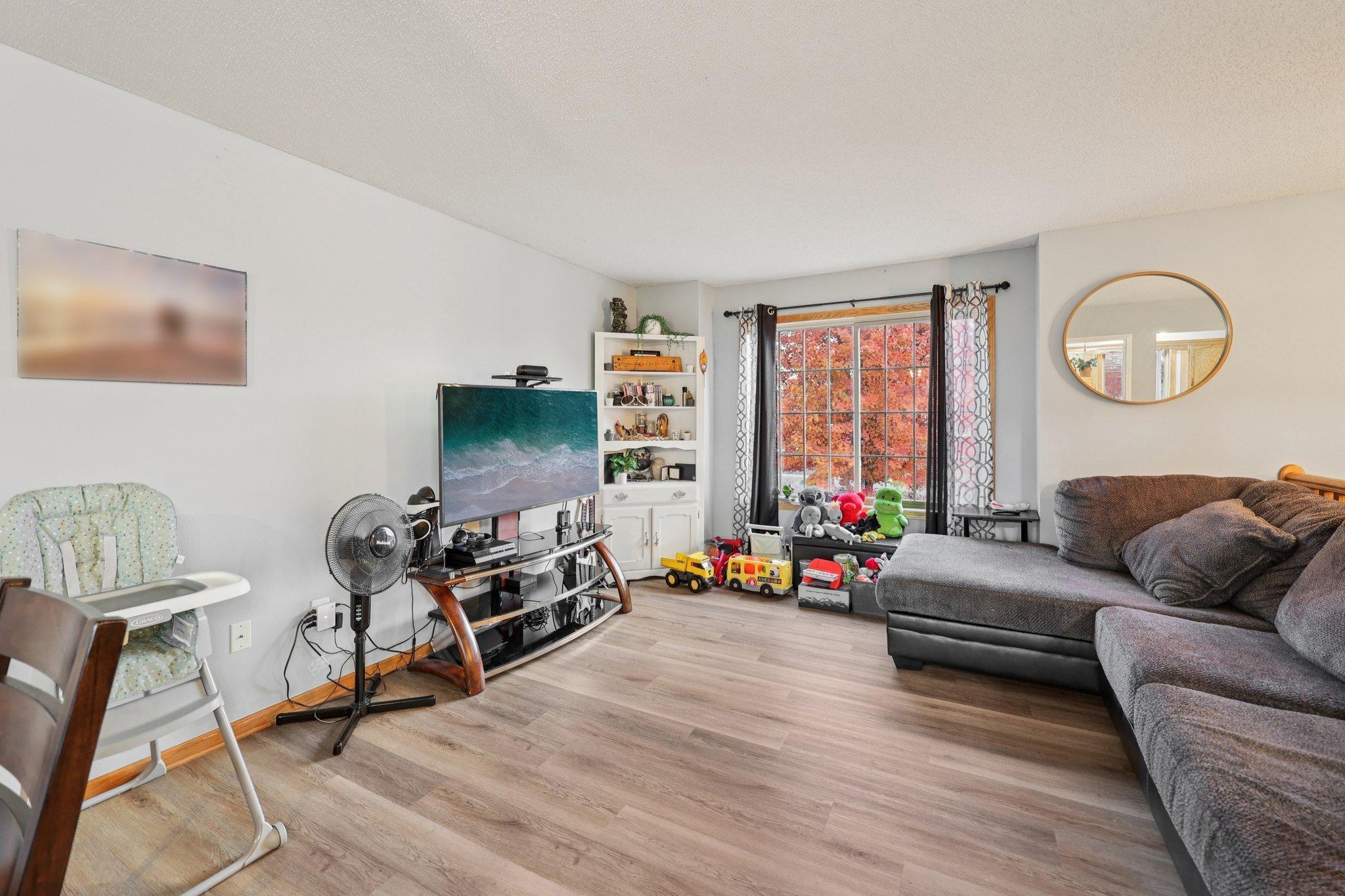 38456 Coventry Drive