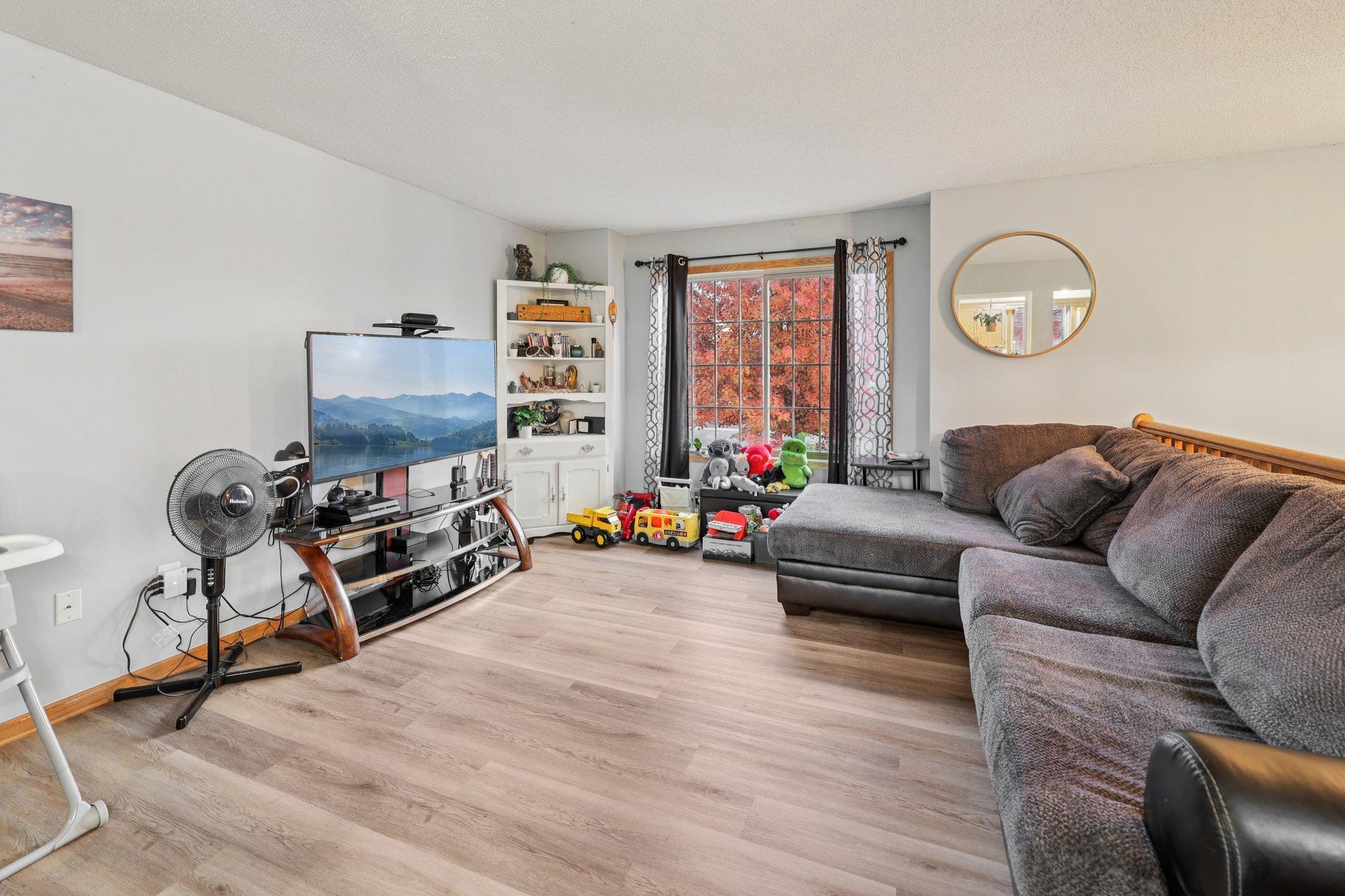 38456 Coventry Drive