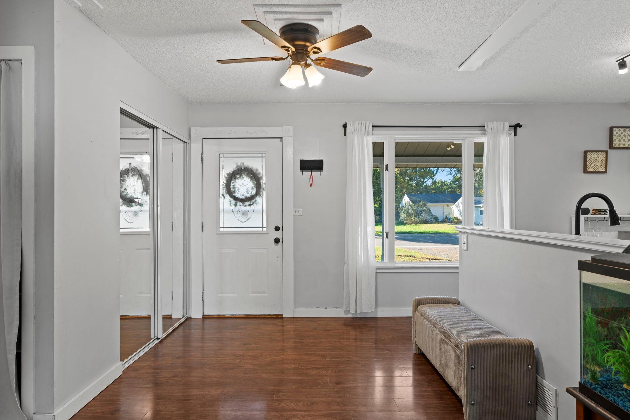 9931 Larch Street NW