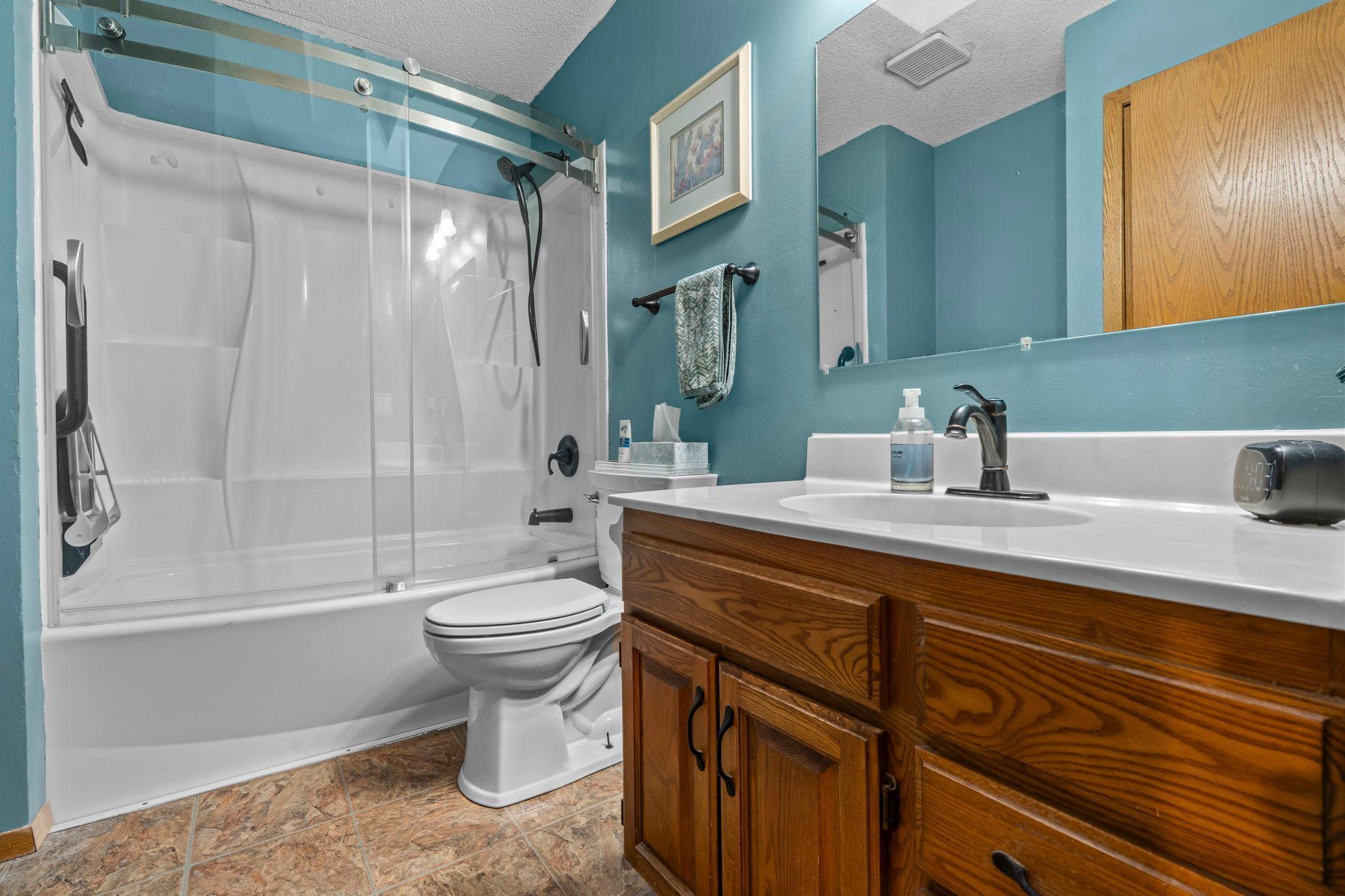 5249 Vera Cruz Avenue N