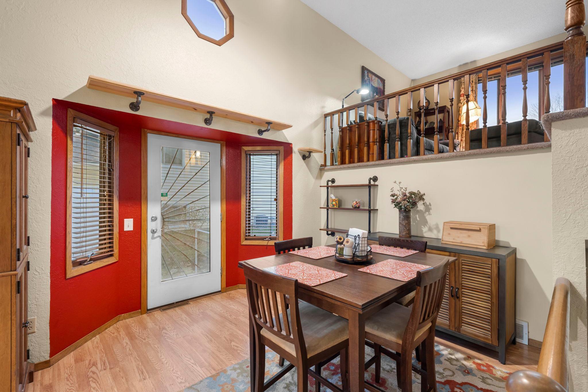 5249 Vera Cruz Avenue N