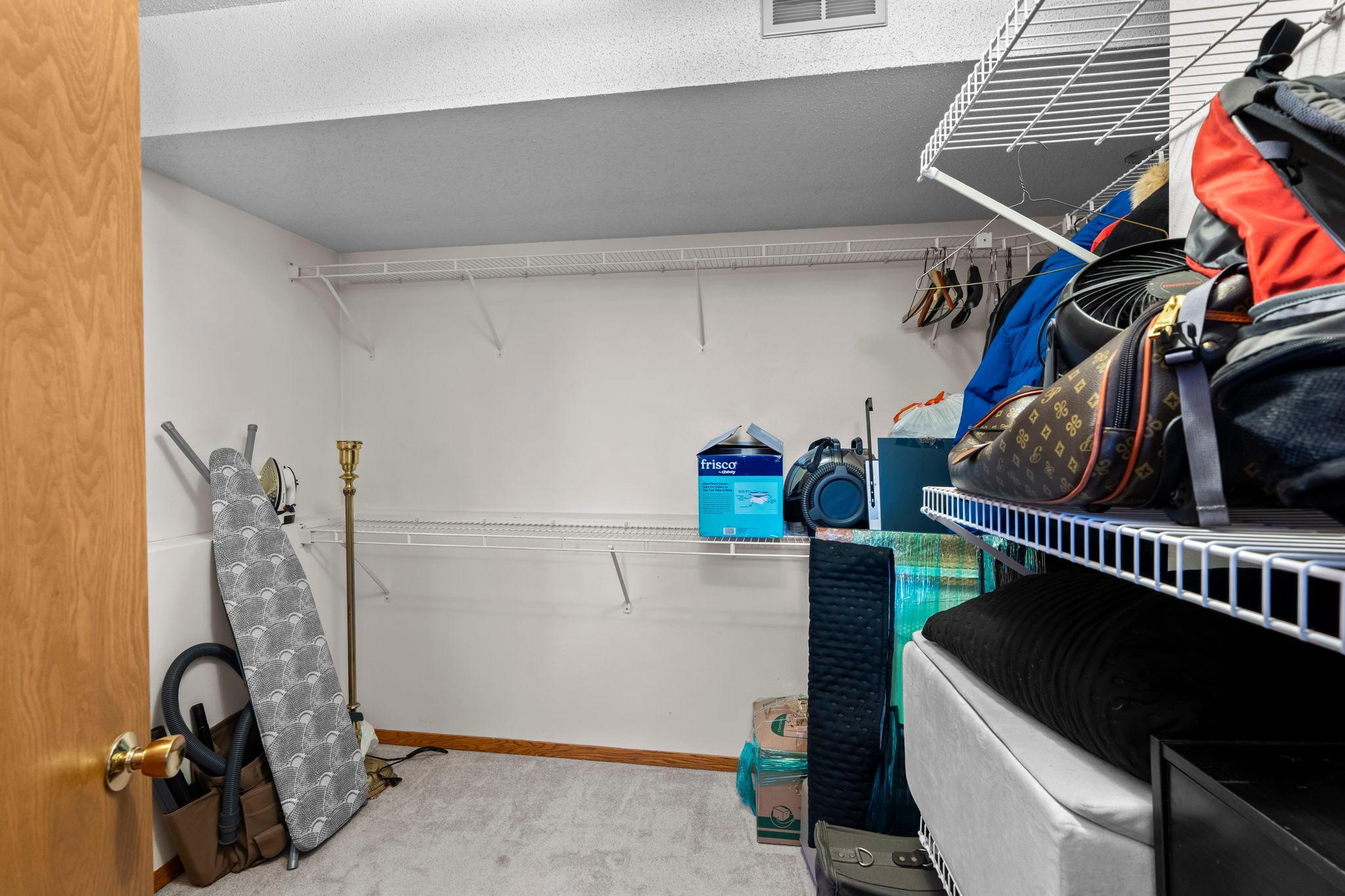 5249 Vera Cruz Avenue N