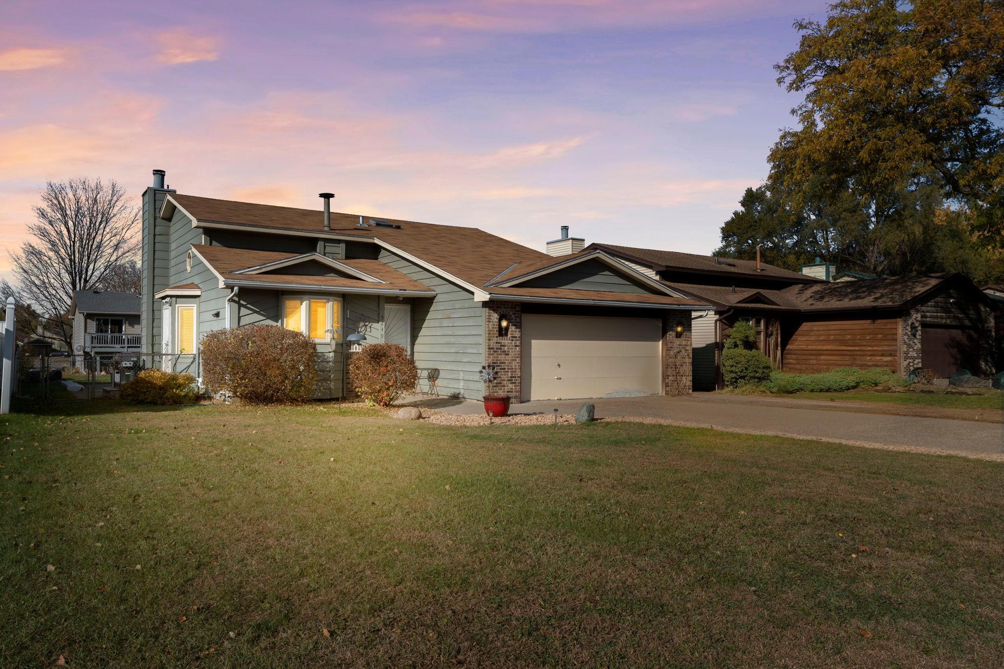 5249 Vera Cruz Avenue N