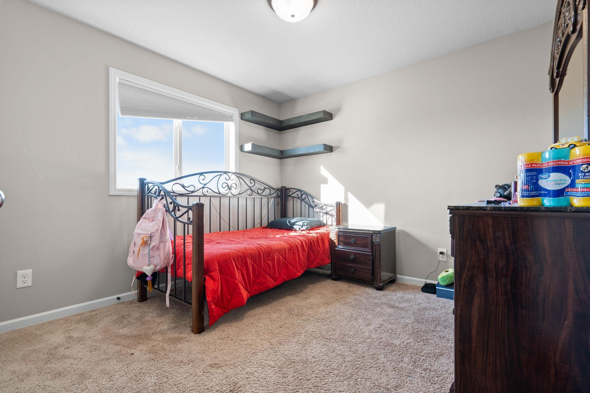 20924 Hardwood Road N