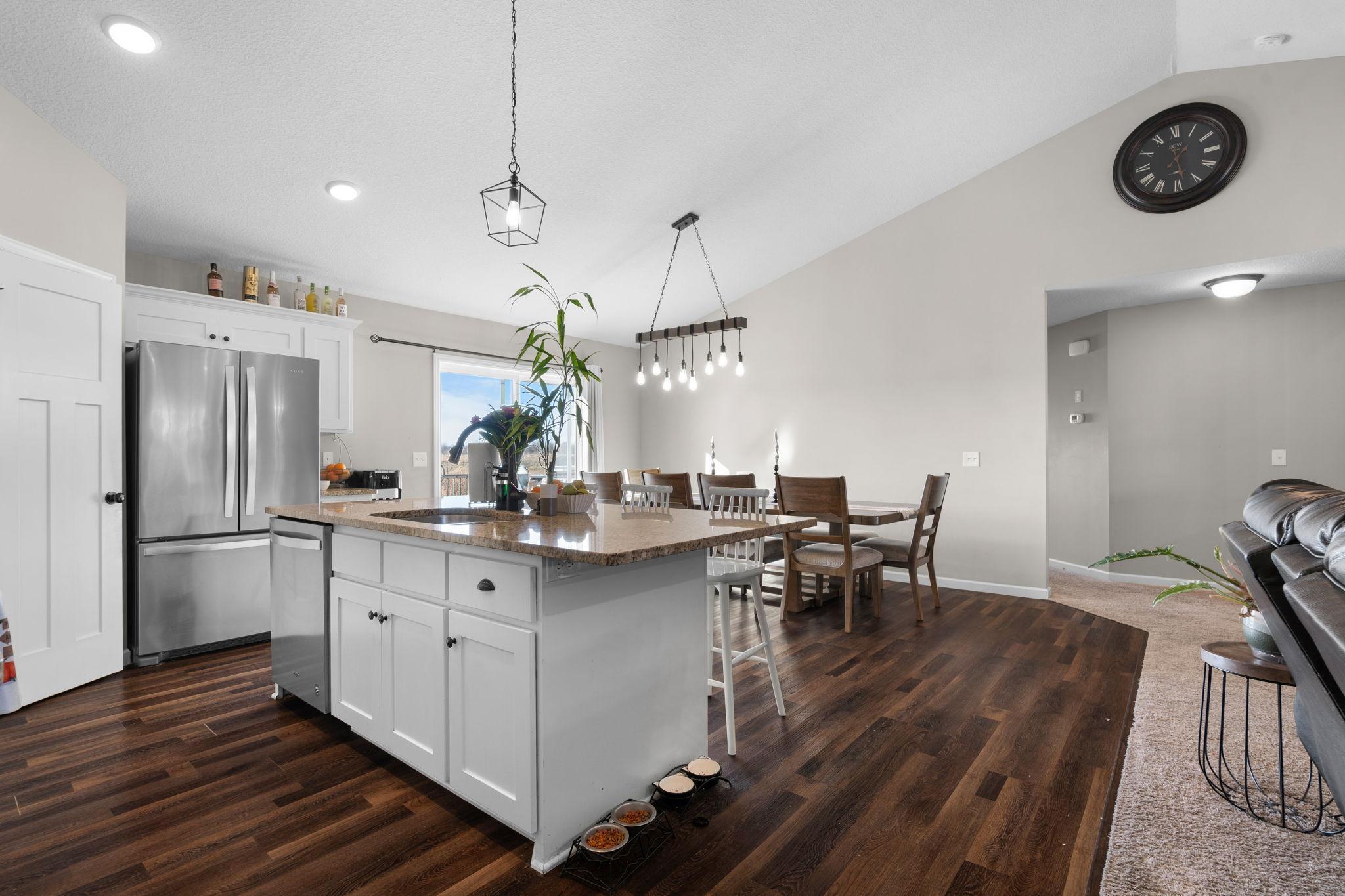 20924 Hardwood Road N