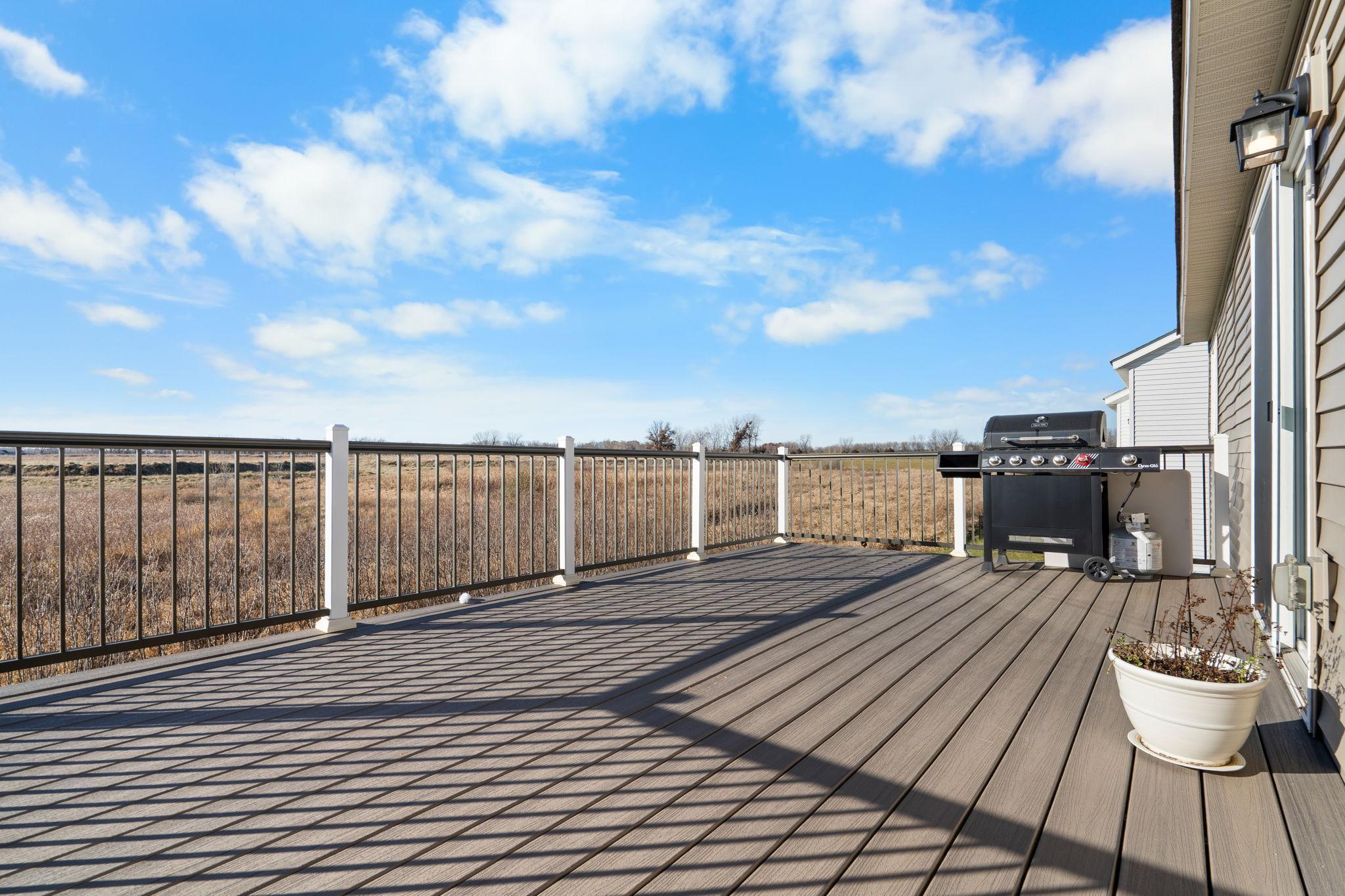 20924 Hardwood Road N