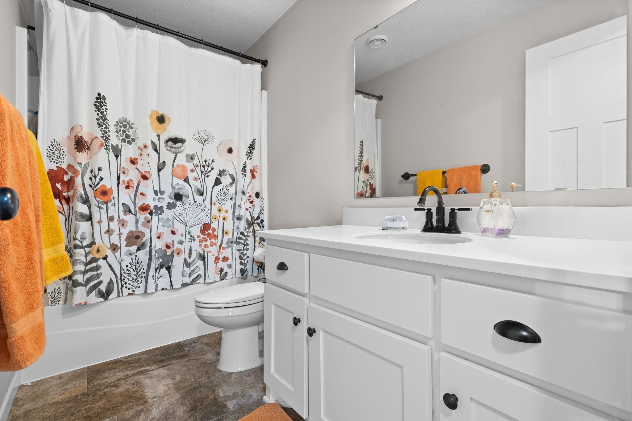 20924 Hardwood Road N