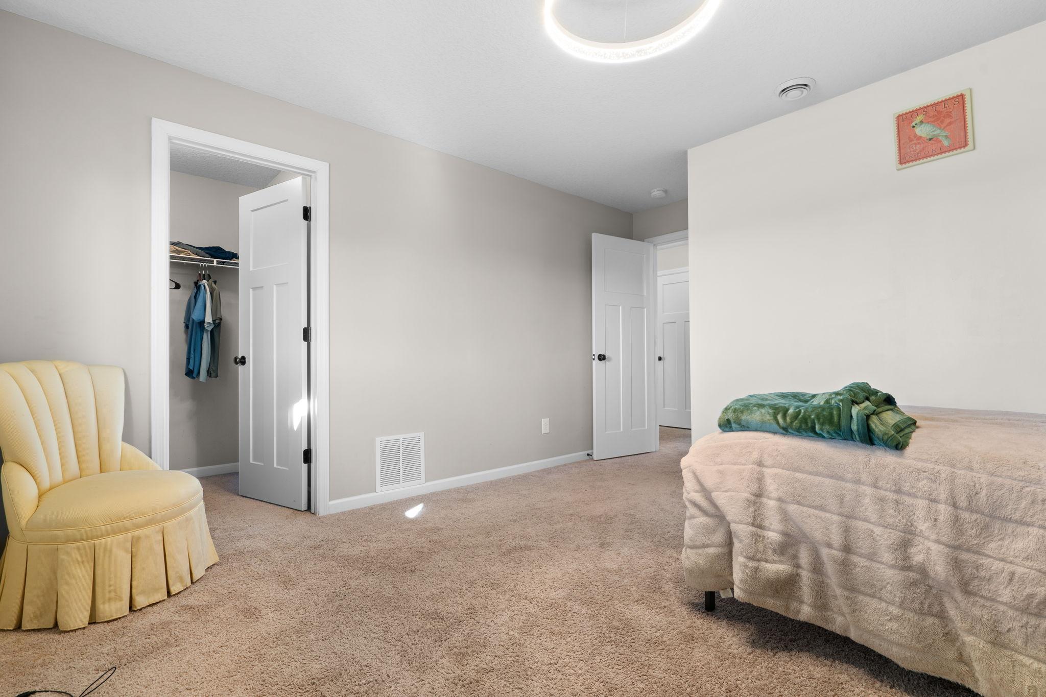 20924 Hardwood Road N