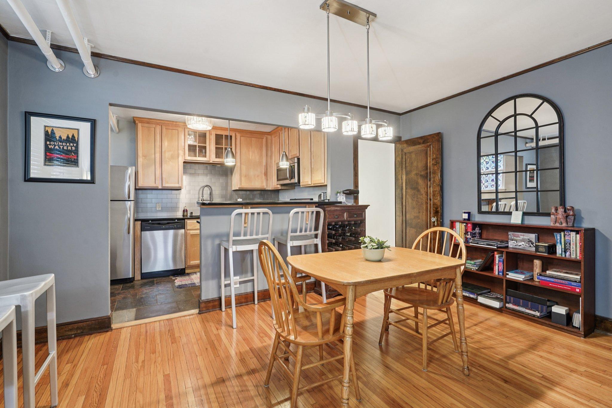 3248 Emerson Avenue S Unit: 1