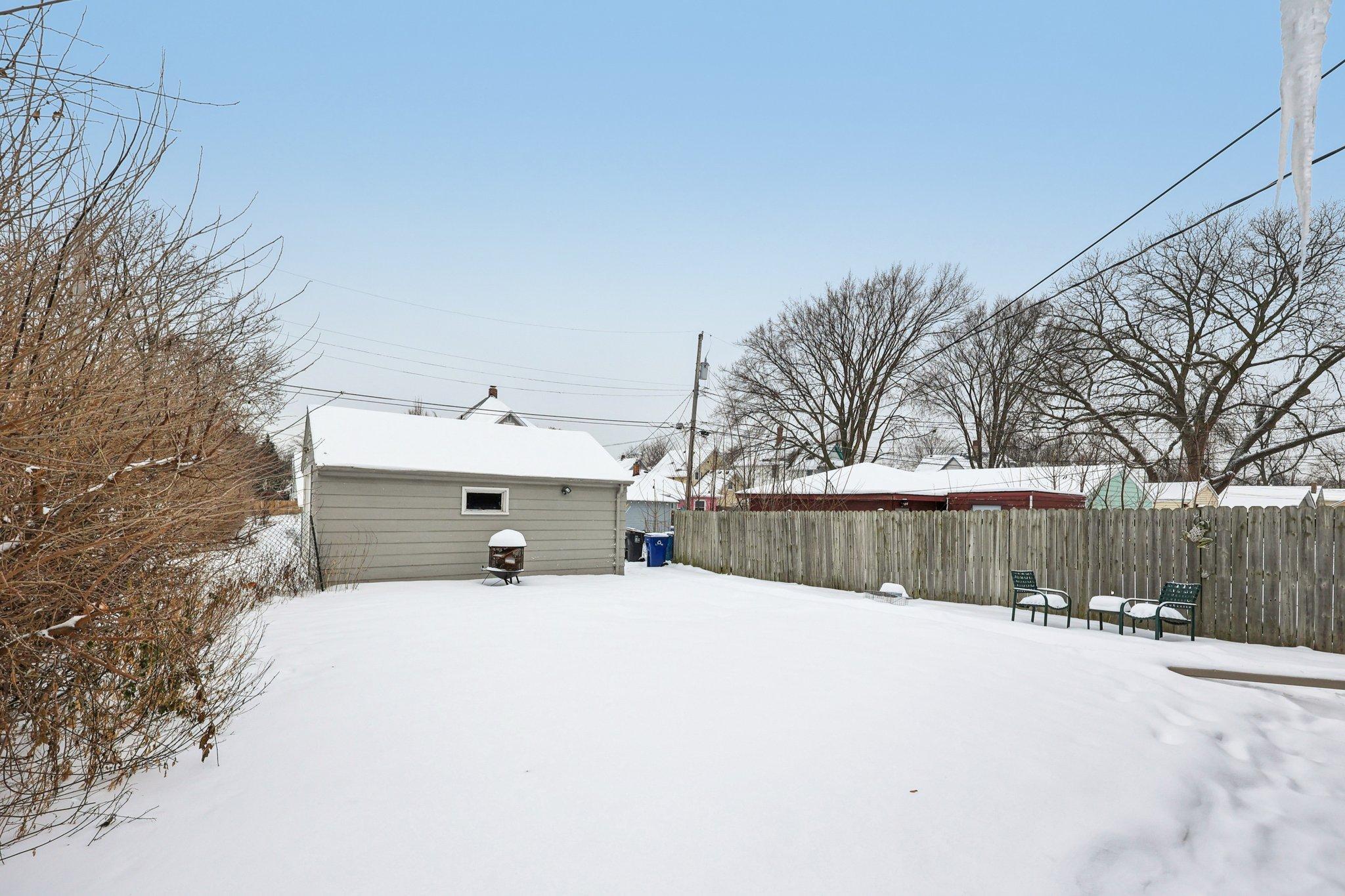 878 Magnolia Avenue E