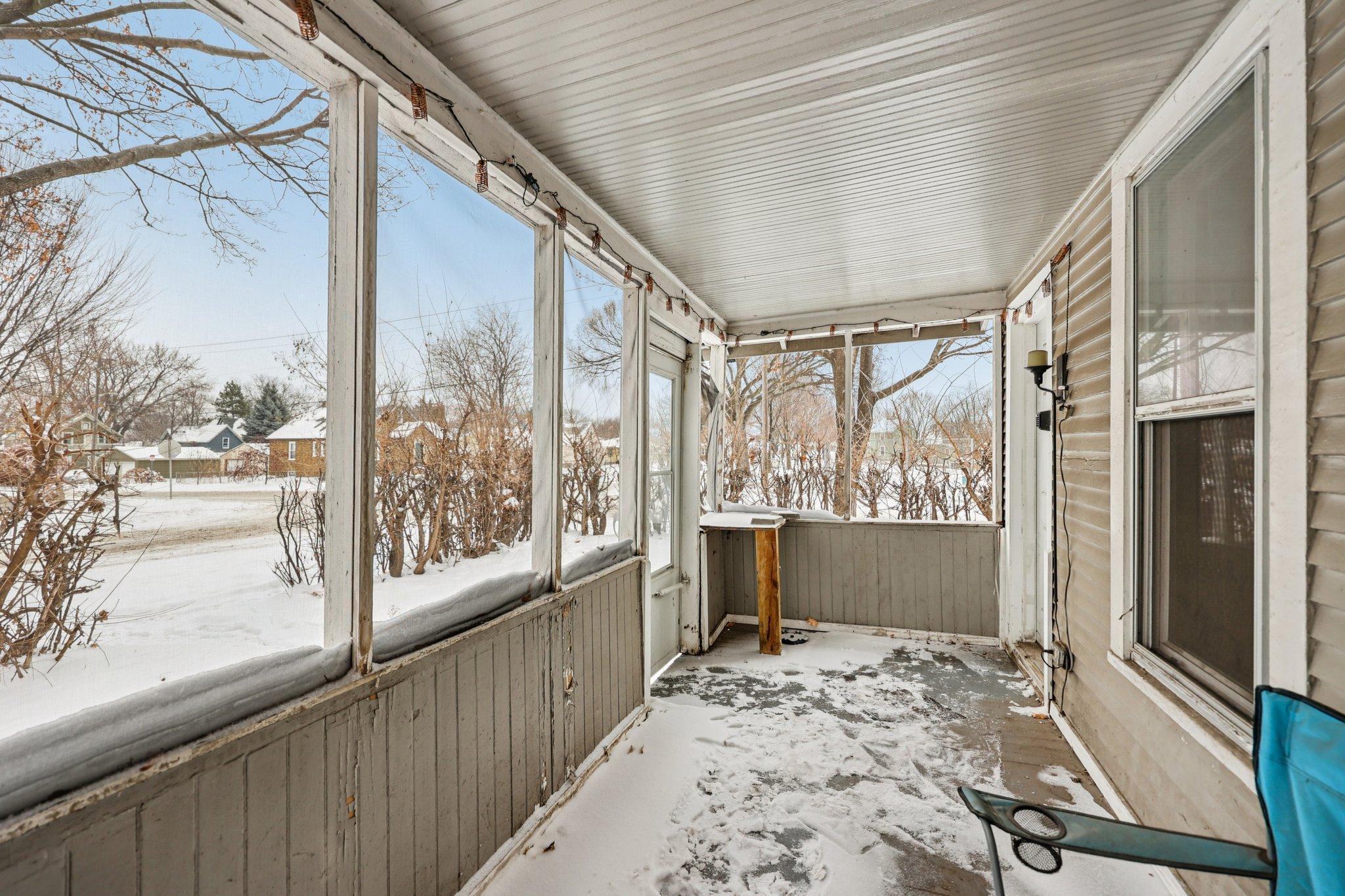 878 Magnolia Avenue E