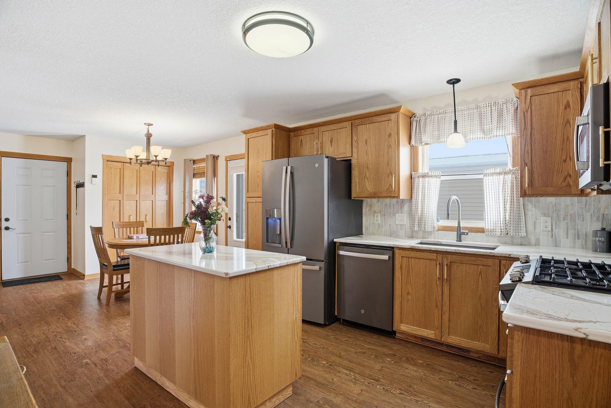 38282 Explorer Circle