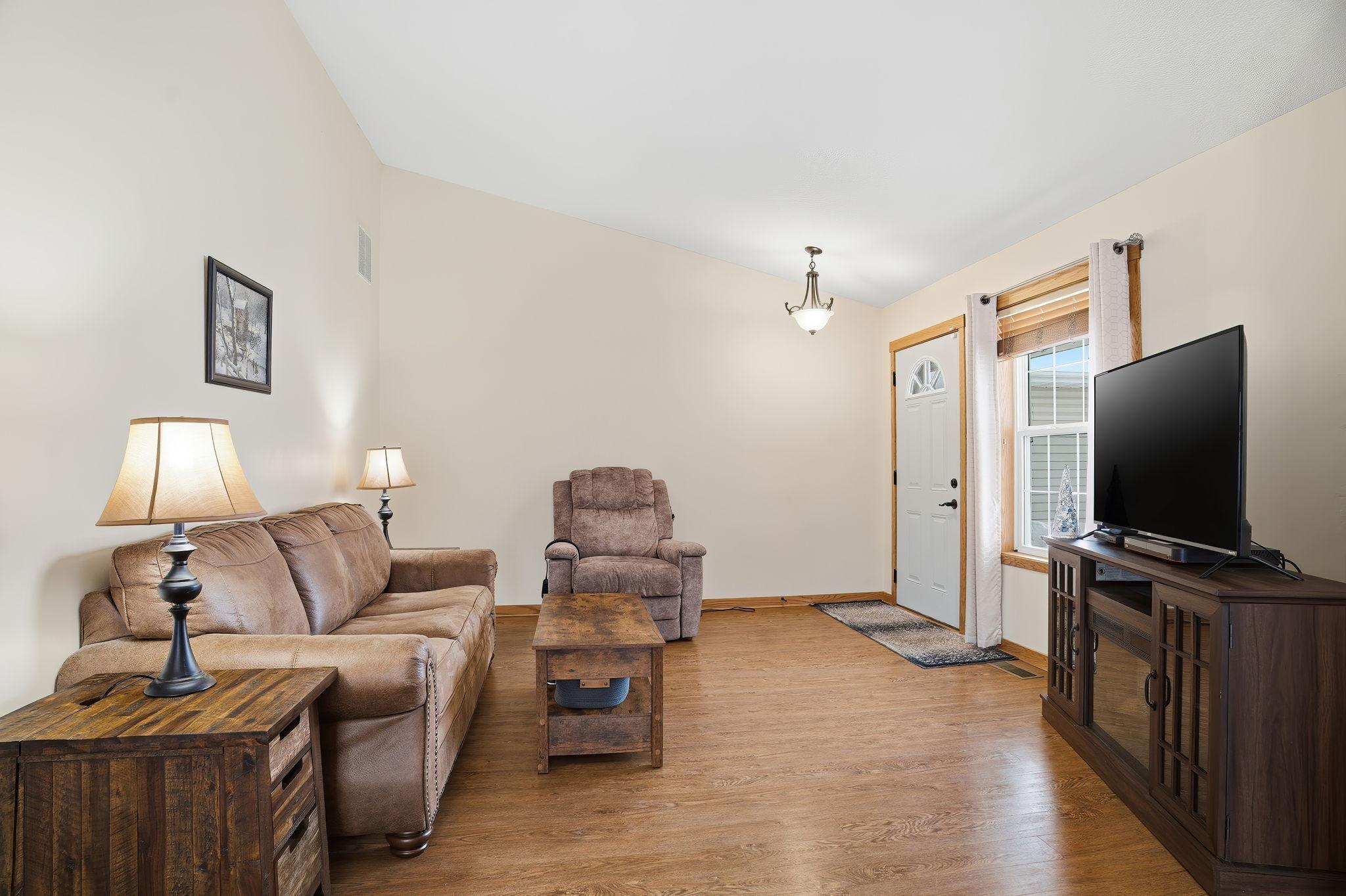 38282 Explorer Circle