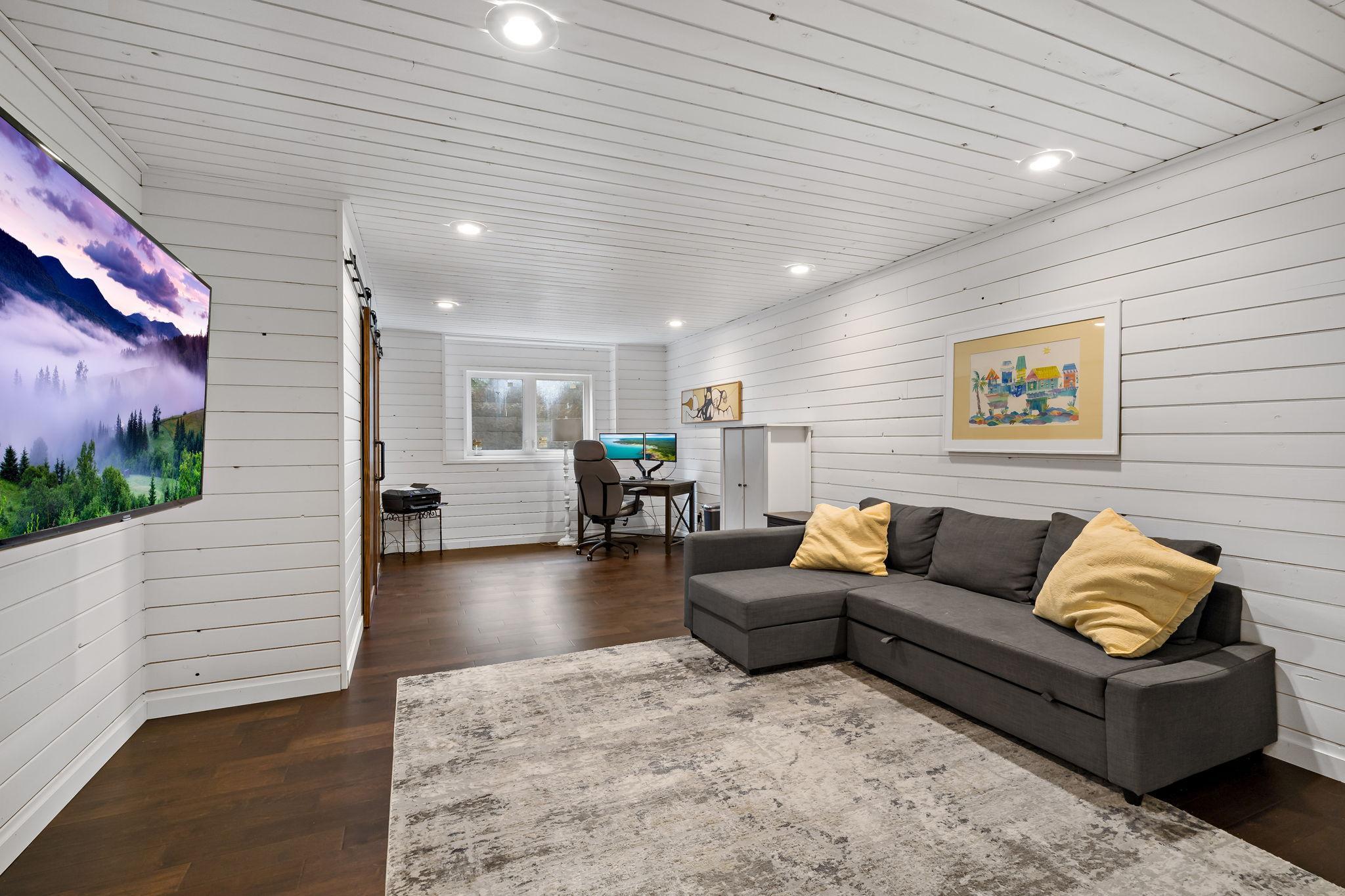 20599 Islandview Circle