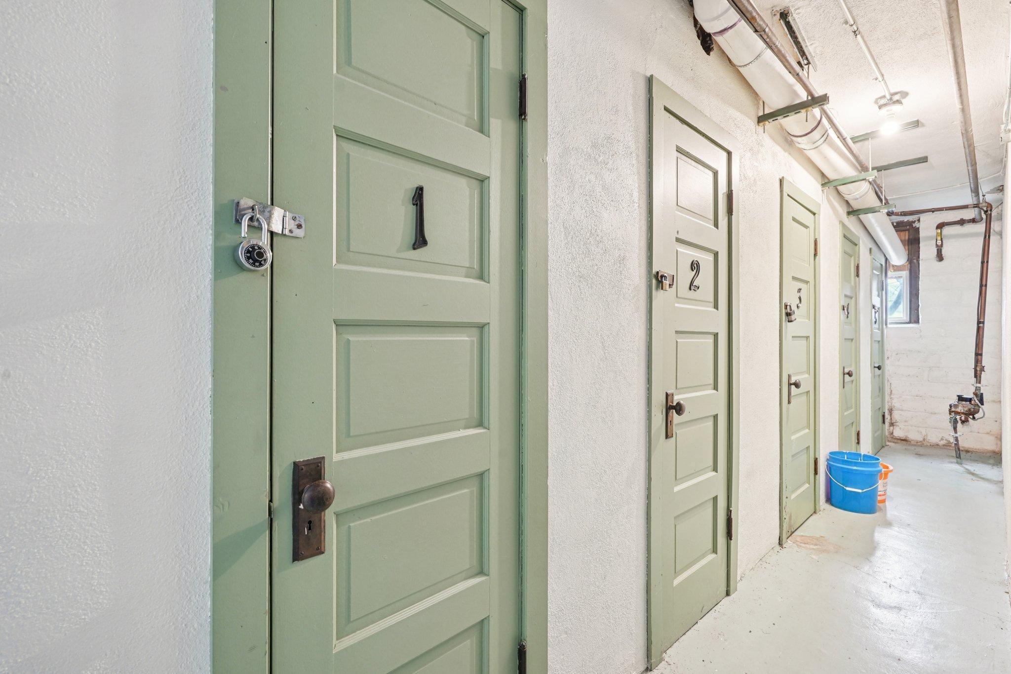 3248 Emerson Avenue S Unit: 1