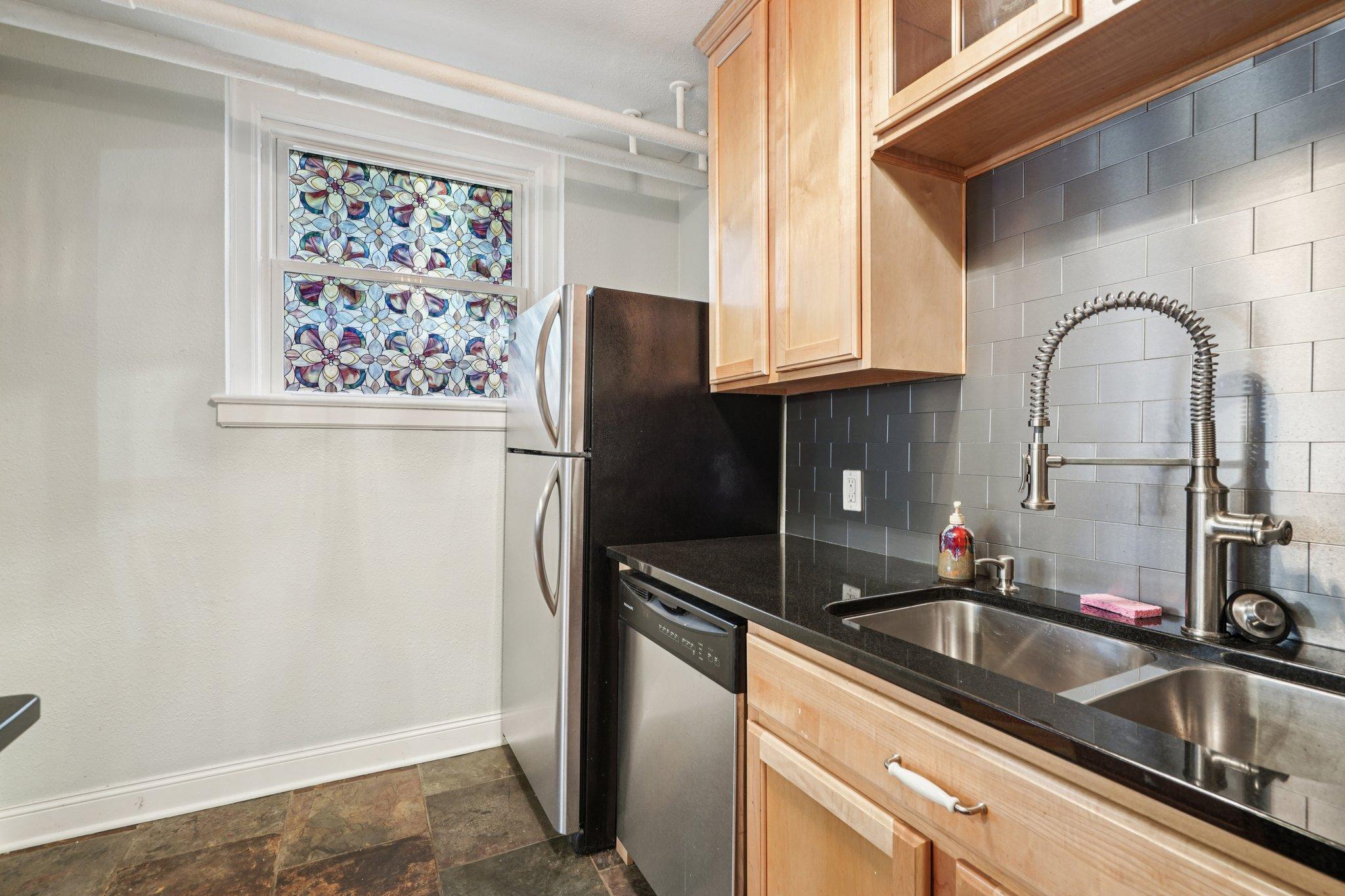 3248 Emerson Avenue S Unit: 1