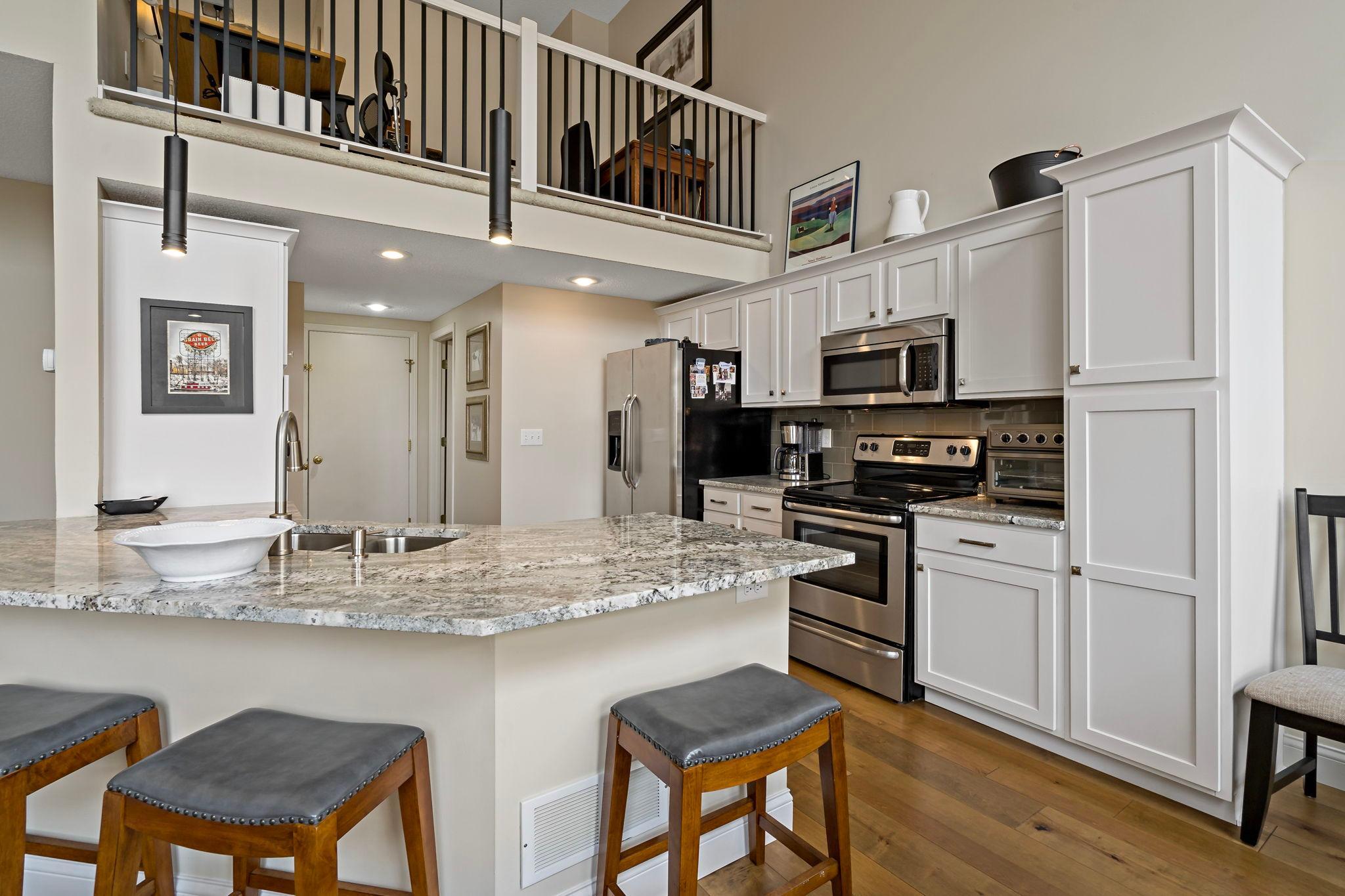 15585 Cherry Path