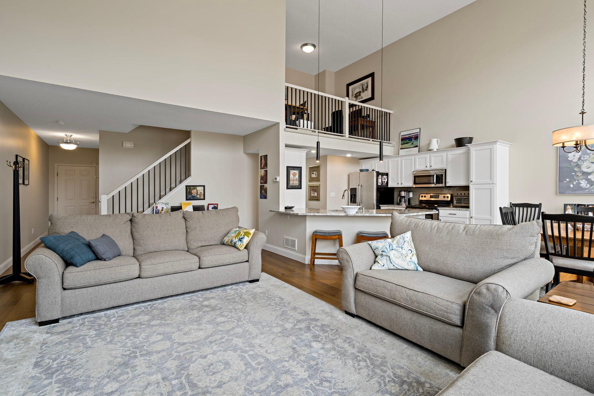 15585 Cherry Path