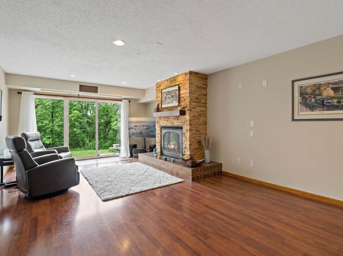 15585 Cherry Path