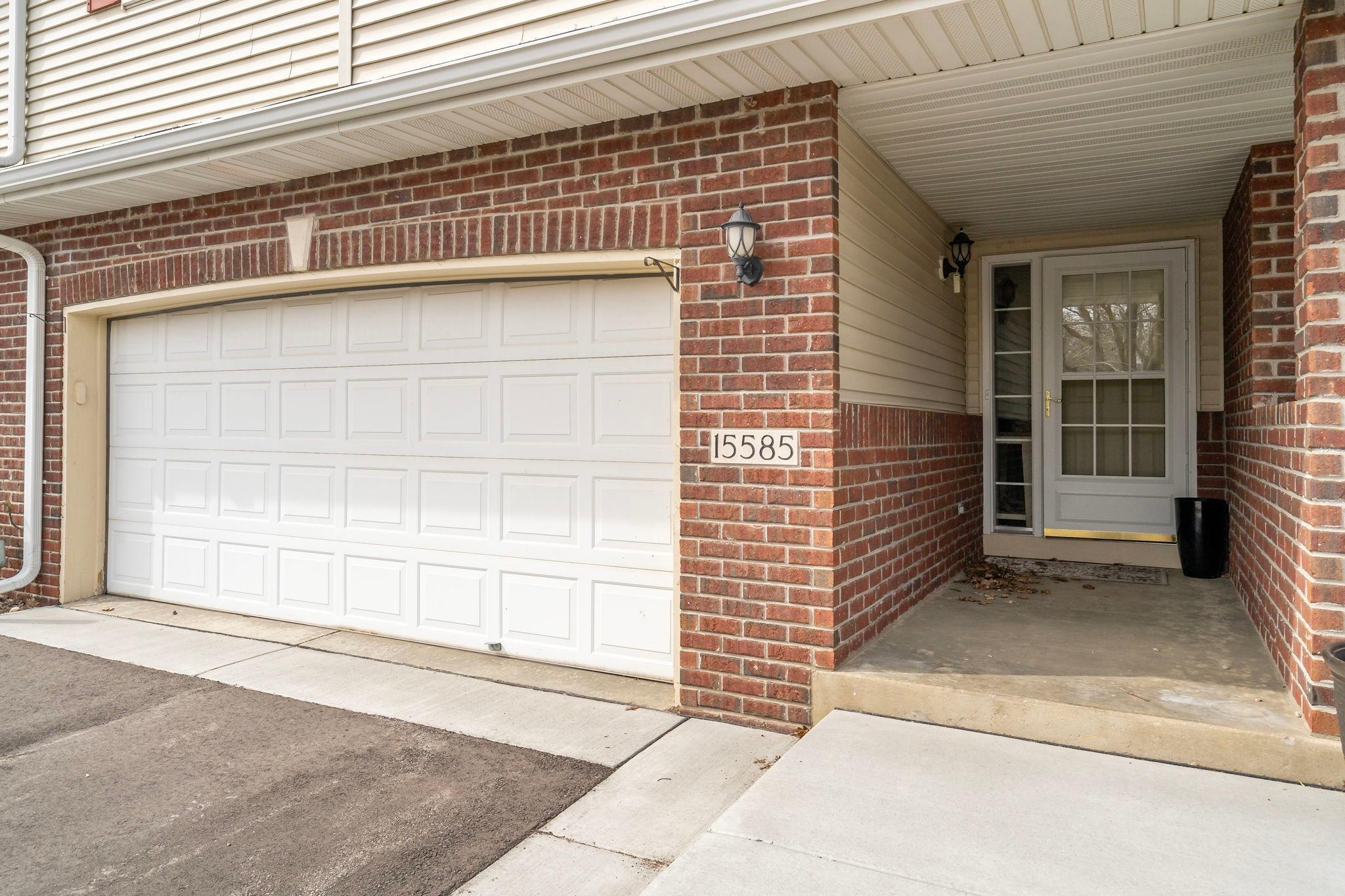 15585 Cherry Path