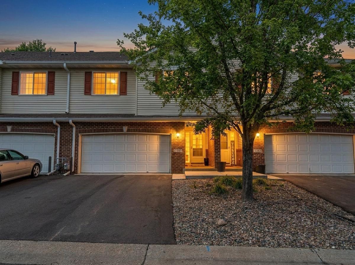 15585 Cherry Path
