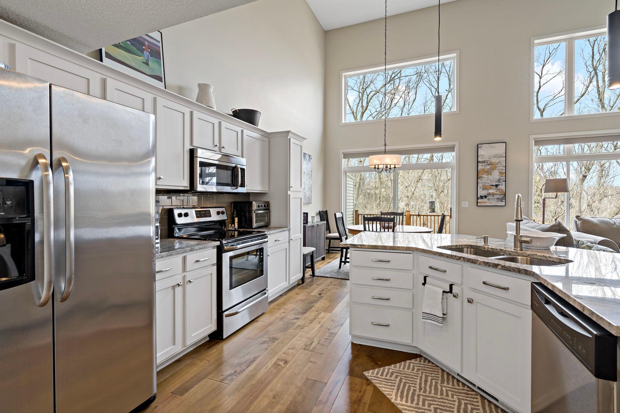 15585 Cherry Path