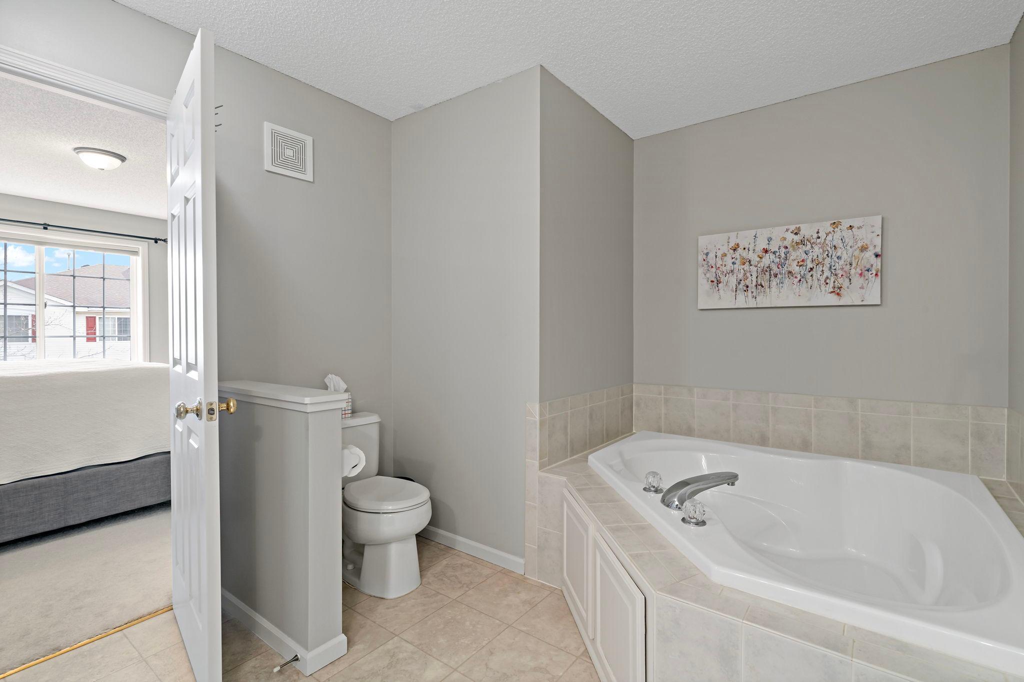 15585 Cherry Path