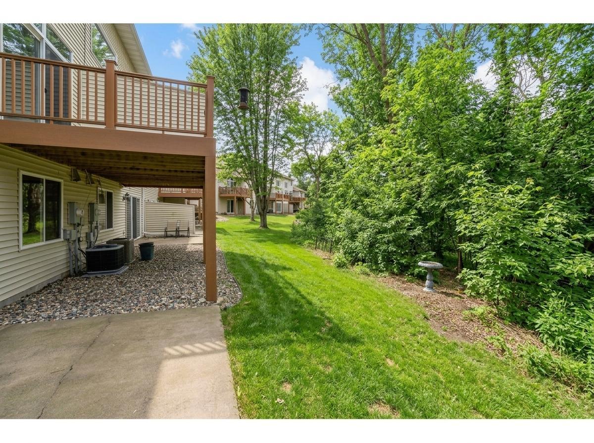 15585 Cherry Path