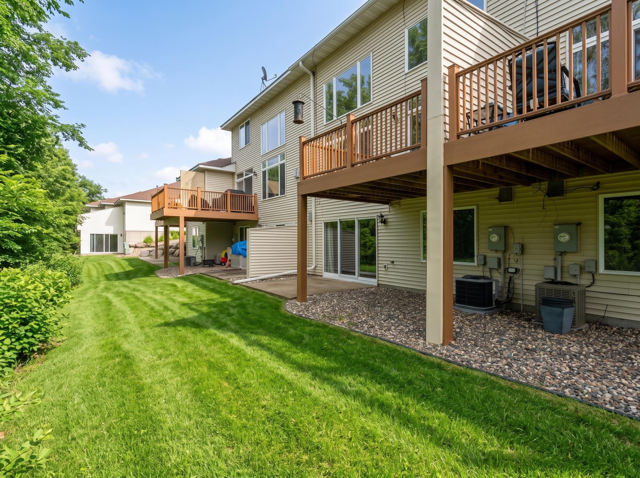 15585 Cherry Path