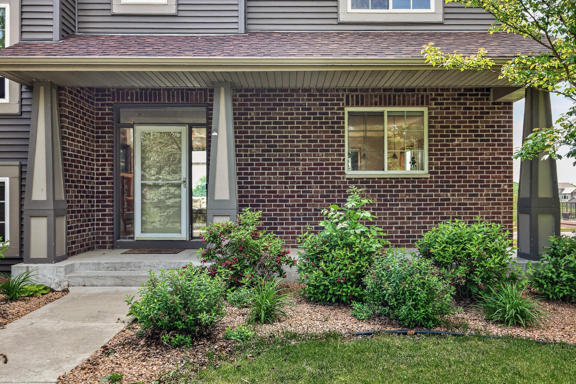 604 Evergreen Avenue SE