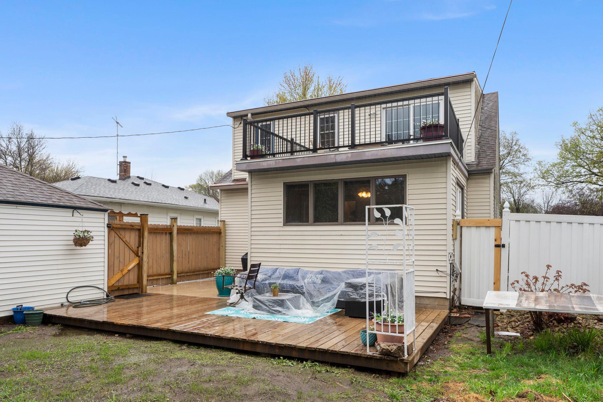 1708 W 5th Street