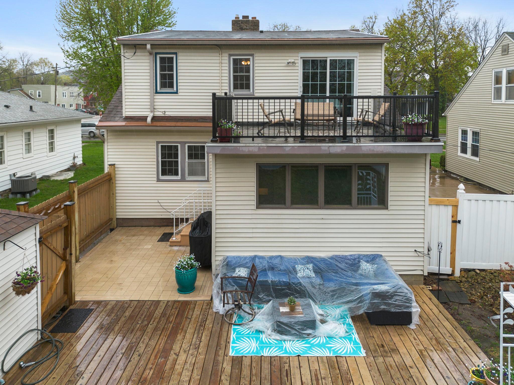 1708 W 5th Street