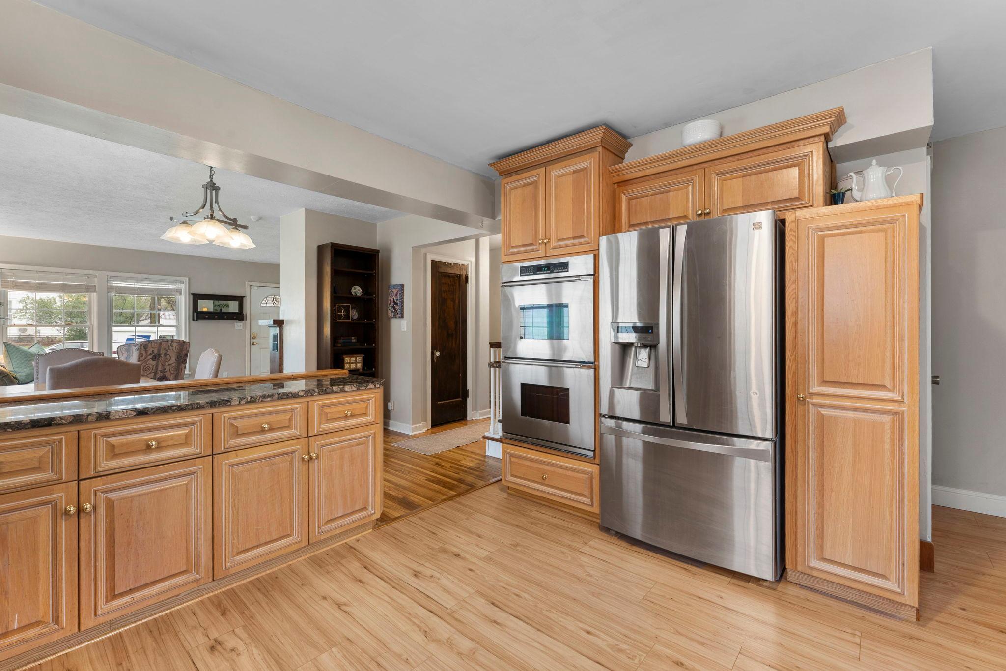 1708 W 5th Street